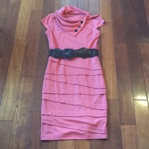 💗 Coral fitted dress 🧡